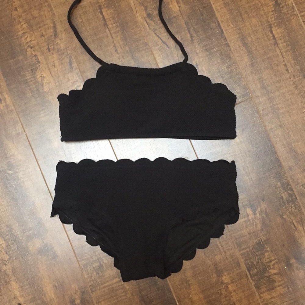 Scalloped halter top swim suit